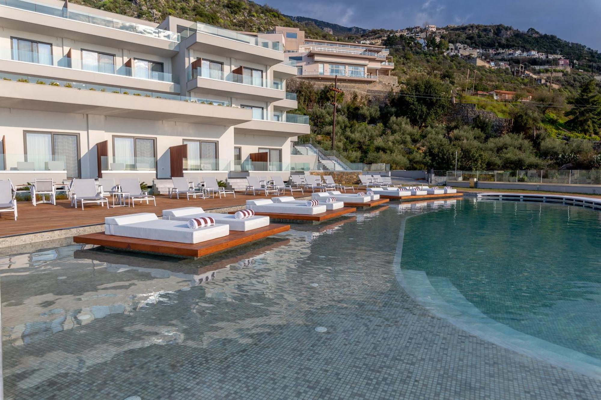 Messinian Icon Hotel & Suites Каламата Екстер'єр фото